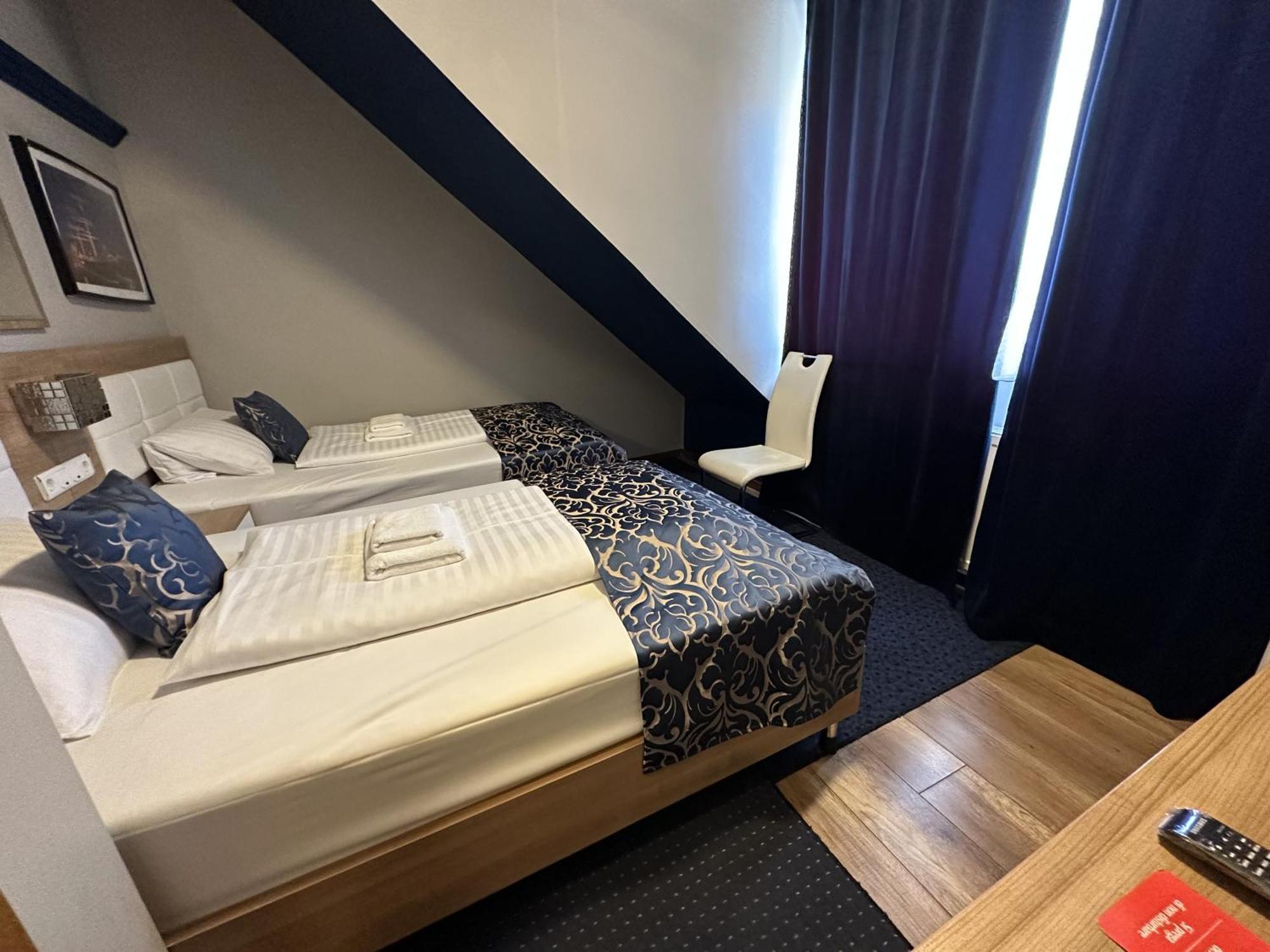 C&S Hotel Pinneberg Ngoại thất bức ảnh